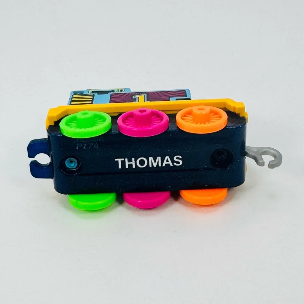 Thomas & Friends Push Along Die Cast Metal Engine NEON THOMAS 2020 Gullane.